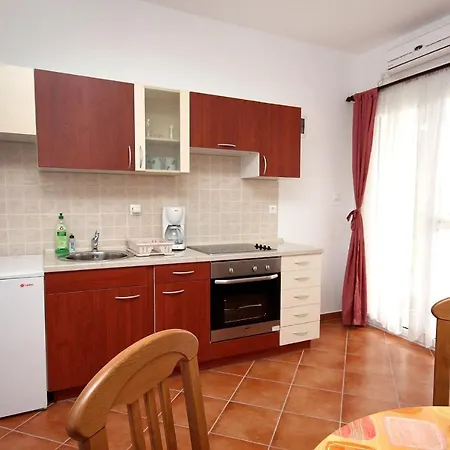 - Gornja 2016c Supetarska Draga