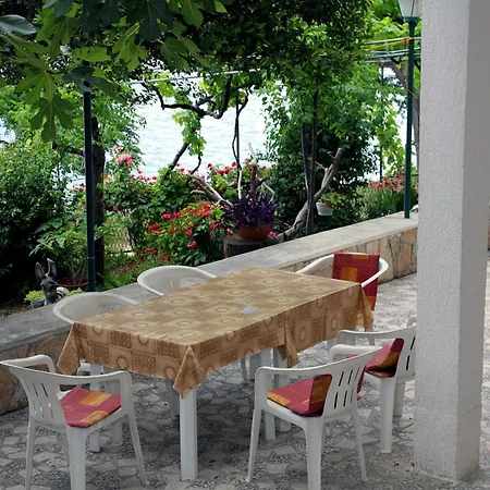 - Gornja 2016c Supetarska Draga