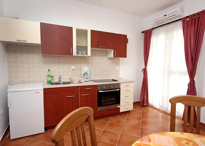 - Gornja 2016c سوبيتارسكا دراغا